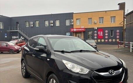 Hyundai Tucson III, 2011 год, 1 050 000 рублей, 2 фотография