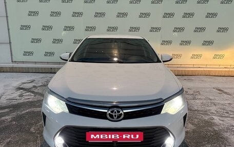 Toyota Camry, 2015 год, 1 690 000 рублей, 2 фотография