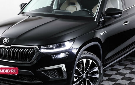 Skoda Kodiaq I, 2023 год, 4 490 000 рублей, 26 фотография