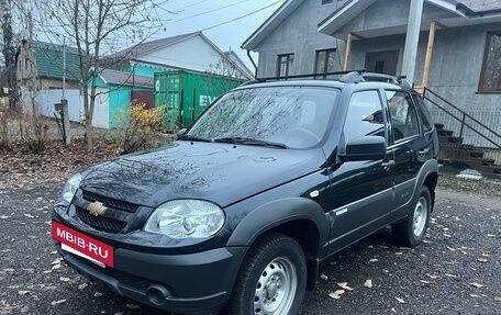 Chevrolet Niva I рестайлинг, 2013 год, 650 000 рублей, 15 фотография