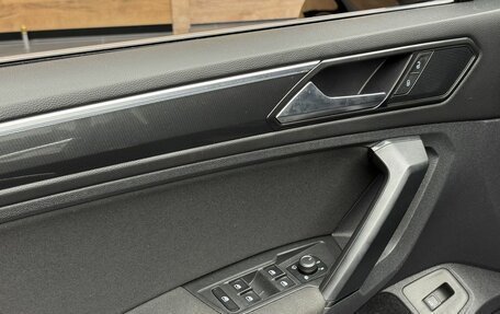 Volkswagen Tiguan II, 2017 год, 2 199 000 рублей, 17 фотография