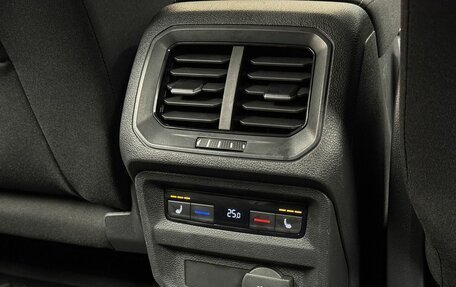 Volkswagen Tiguan II, 2017 год, 2 199 000 рублей, 15 фотография