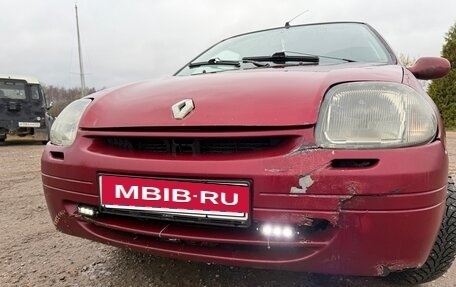 Renault Clio III, 2001 год, 290 000 рублей, 8 фотография
