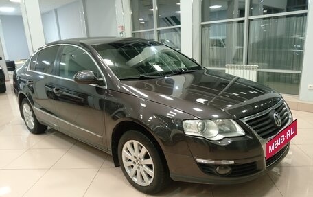 Volkswagen Passat B6, 2007 год, 659 000 рублей, 2 фотография