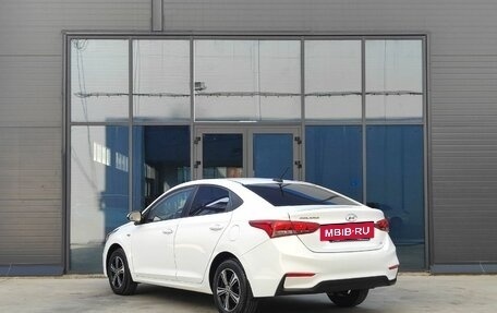 Hyundai Solaris II рестайлинг, 2017 год, 1 188 000 рублей, 3 фотография