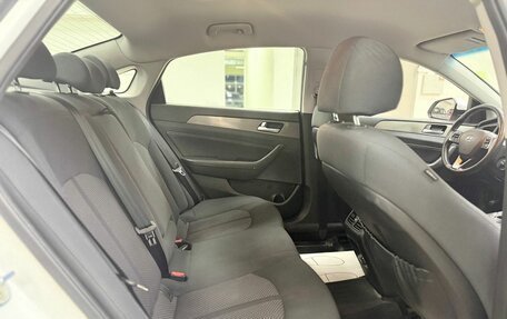 Hyundai Sonata VII, 2019 год, 1 948 000 рублей, 7 фотография