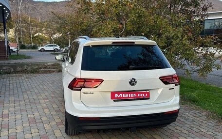 Volkswagen Tiguan II, 2019 год, 3 200 000 рублей, 6 фотография