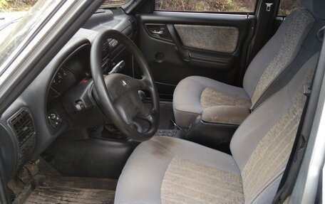 ГАЗ 31105 «Волга», 2004 год, 180 000 рублей, 9 фотография