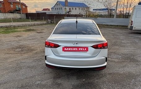 Hyundai Solaris II рестайлинг, 2022 год, 1 481 000 рублей, 4 фотография