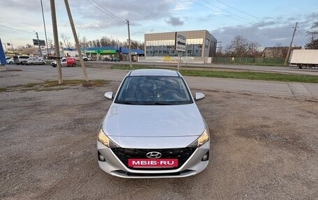 Hyundai Solaris II рестайлинг, 2022 год, 1 481 000 рублей, 2 фотография