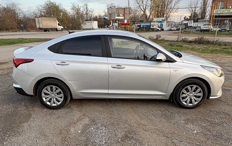 Hyundai Solaris II рестайлинг, 2022 год, 1 481 000 рублей, 5 фотография