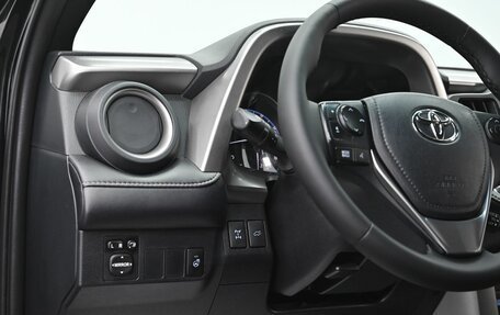 Toyota RAV4, 2019 год, 2 235 000 рублей, 9 фотография