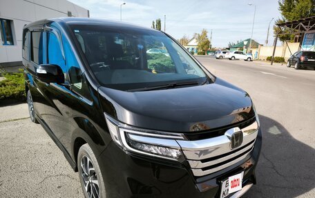 Honda Stepwgn IV, 2021 год, 2 690 000 рублей, 8 фотография