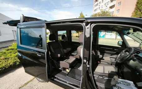 Honda Stepwgn IV, 2021 год, 2 690 000 рублей, 13 фотография