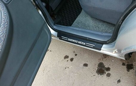 Daewoo Nexia I рестайлинг, 2001 год, 245 000 рублей, 27 фотография