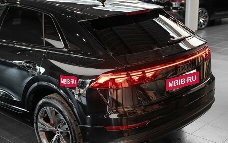 Audi Q8 I, 2024 год, 16 700 000 рублей, 8 фотография