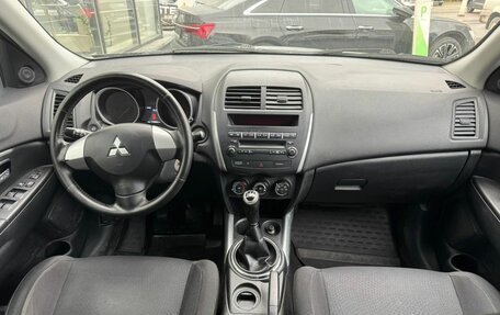Mitsubishi ASX I рестайлинг, 2011 год, 1 000 000 рублей, 9 фотография