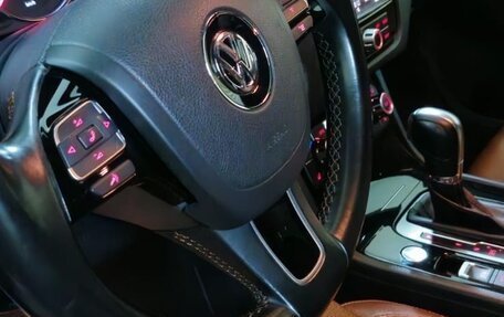 Volkswagen Touareg III, 2013 год, 3 200 000 рублей, 9 фотография