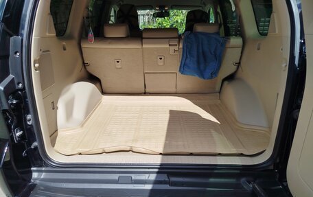 Toyota Land Cruiser Prado 150 рестайлинг 2, 2012 год, 3 479 000 рублей, 17 фотография