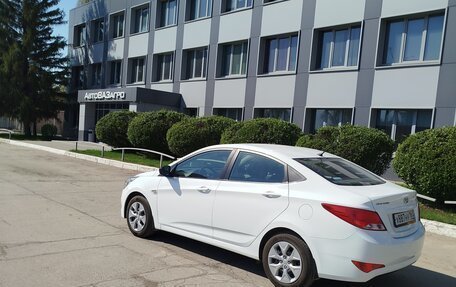 Hyundai Solaris II рестайлинг, 2016 год, 1 020 000 рублей, 4 фотография
