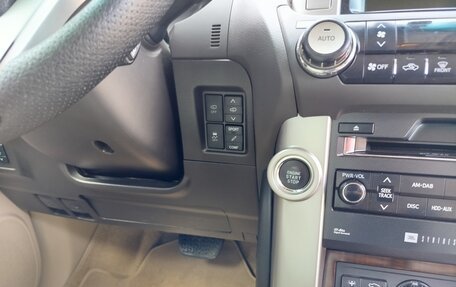 Toyota Land Cruiser Prado 150 рестайлинг 2, 2012 год, 3 479 000 рублей, 31 фотография