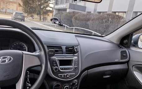 Hyundai Solaris II рестайлинг, 2016 год, 1 020 000 рублей, 11 фотография