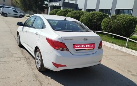 Hyundai Solaris II рестайлинг, 2016 год, 1 020 000 рублей, 3 фотография