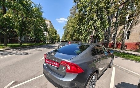 Volvo S60 Cross Country, 2017 год, 1 900 000 рублей, 5 фотография