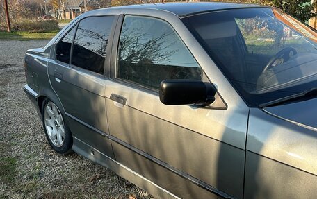 BMW 3 серия, 1991 год, 340 000 рублей, 8 фотография