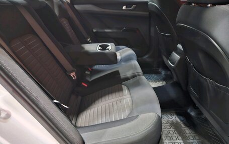 KIA K5, 2021 год, 1 999 000 рублей, 13 фотография