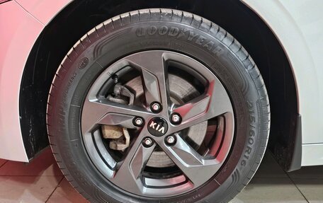 KIA K5, 2021 год, 1 999 000 рублей, 19 фотография