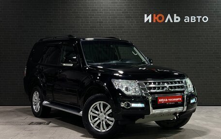 Mitsubishi Pajero IV, 2015 год, 2 790 000 рублей, 3 фотография