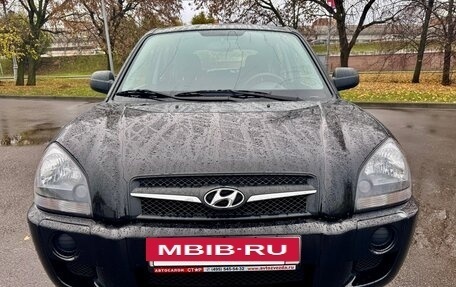 Hyundai Tucson III, 2008 год, 1 090 000 рублей, 2 фотография