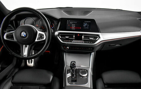 BMW 3 серия, 2019 год, 4 099 000 рублей, 13 фотография