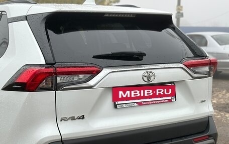 Toyota RAV4, 2021 год, 3 200 000 рублей, 8 фотография