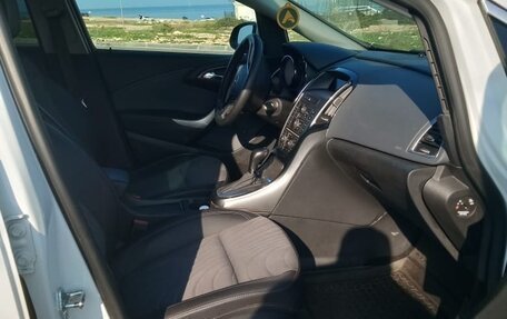 Opel Astra J, 2013 год, 799 000 рублей, 5 фотография