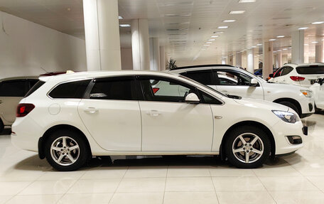 Opel Astra J, 2014 год, 949 000 рублей, 5 фотография