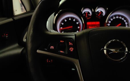 Opel Astra J, 2014 год, 949 000 рублей, 17 фотография