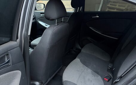 Hyundai Solaris II рестайлинг, 2012 год, 380 000 рублей, 7 фотография