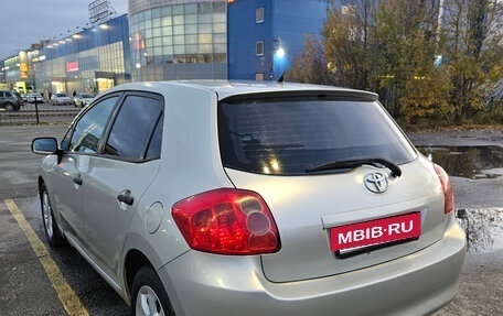 Toyota Auris II, 2007 год, 450 000 рублей, 3 фотография