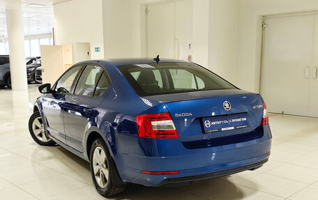 Skoda Octavia, 2018 год, 1 999 000 рублей, 2 фотография