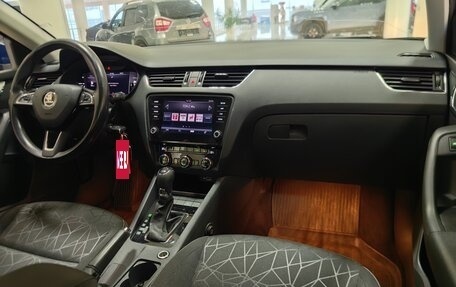 Skoda Octavia, 2018 год, 1 999 000 рублей, 13 фотография