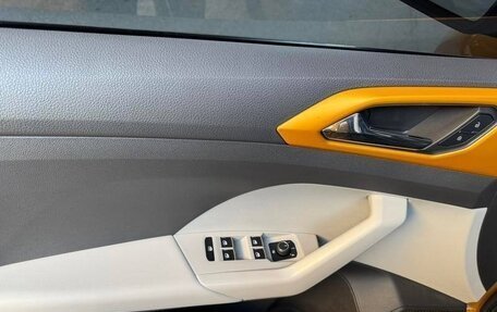 Volkswagen T-Cross I, 2021 год, 1 750 000 рублей, 19 фотография