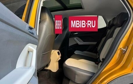 Volkswagen T-Cross I, 2021 год, 1 750 000 рублей, 22 фотография