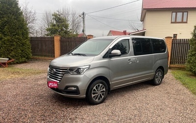 Hyundai Grand Starex Grand Starex I рестайлинг 2, 2020 год, 3 750 000 рублей, 1 фотография