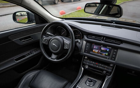 Jaguar XF II, 2016 год, 2 575 000 рублей, 9 фотография