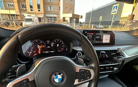 BMW 5 серия, 2019 год, 4 900 000 рублей, 14 фотография