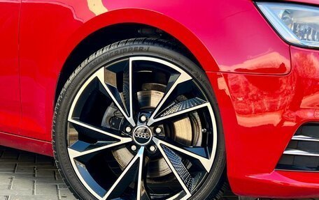 Audi A4, 2017 год, 1 990 000 рублей, 3 фотография