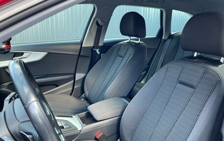 Audi A4, 2017 год, 1 990 000 рублей, 26 фотография