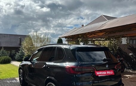 BMW X5, 2019 год, 6 500 000 рублей, 3 фотография